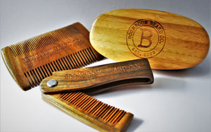 COMBS & BRUSHES